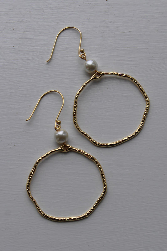 Hammered Gold Metal Hoops with pearl